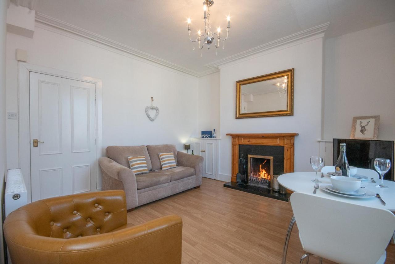 Dwellcome Home Ltd 1 Bed Apt, Half Mile To Union Street Yet Quiet, Free Parking, Fast Wifi, Ideal For Long Term Contractor, Etc Stays, Fully Equipped Kitchen, Regular Housekeeping Option - See Our Site For Assurance Αμπερντήν Εξωτερικό φωτογραφία
